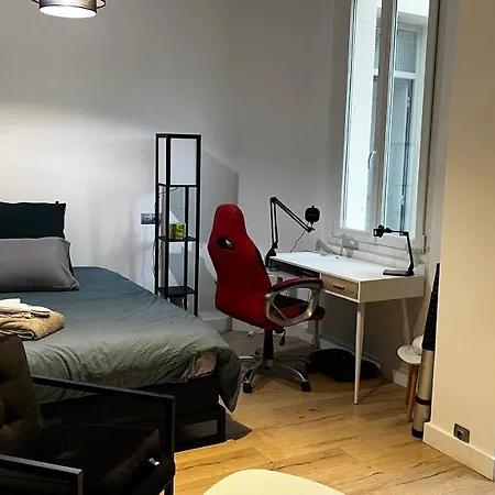 Apartment Centre
